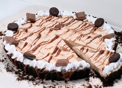 Oreo Mousse Pie