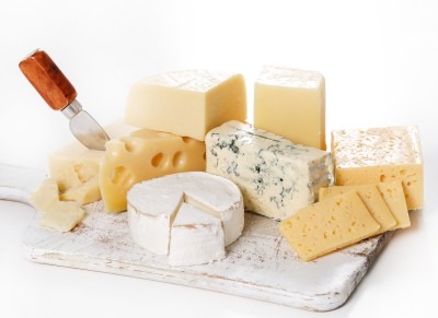 Know the difference between natural and processed cheese, which one is the best?