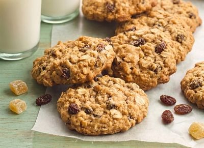 Raisin Oatmeal Ginger Cookies