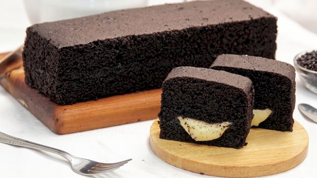 bolu ketan hitam keju lumer